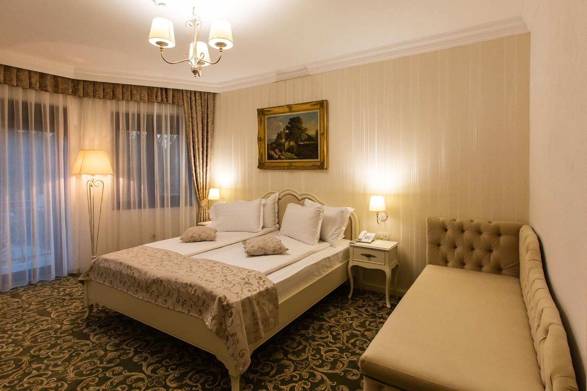 Ave, Alba! Hotel Alba Iulia Luaran gambar