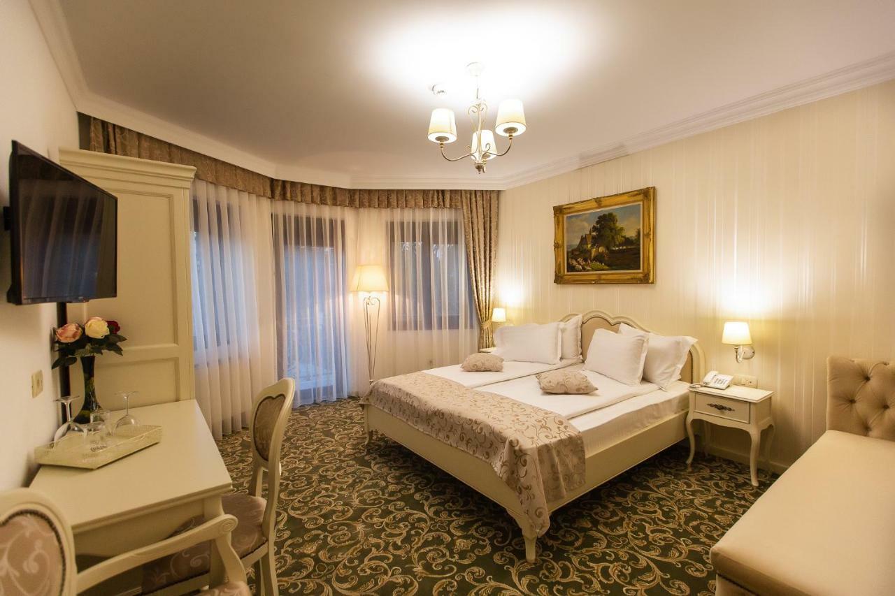 Ave, Alba! Hotel Alba Iulia Luaran gambar